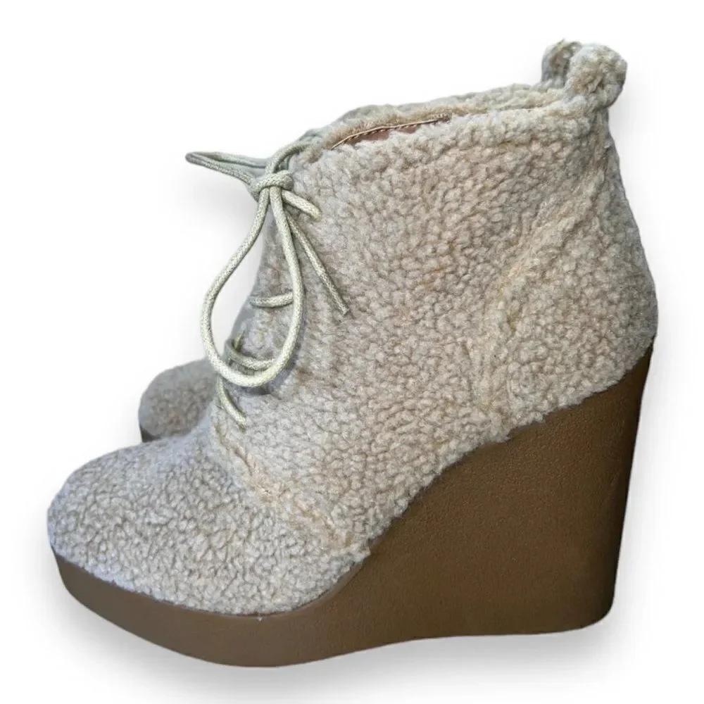 Jessica Simpson Mesila Faux Shearling Lace-up Wedge‎ Booties Women's 8.5 M